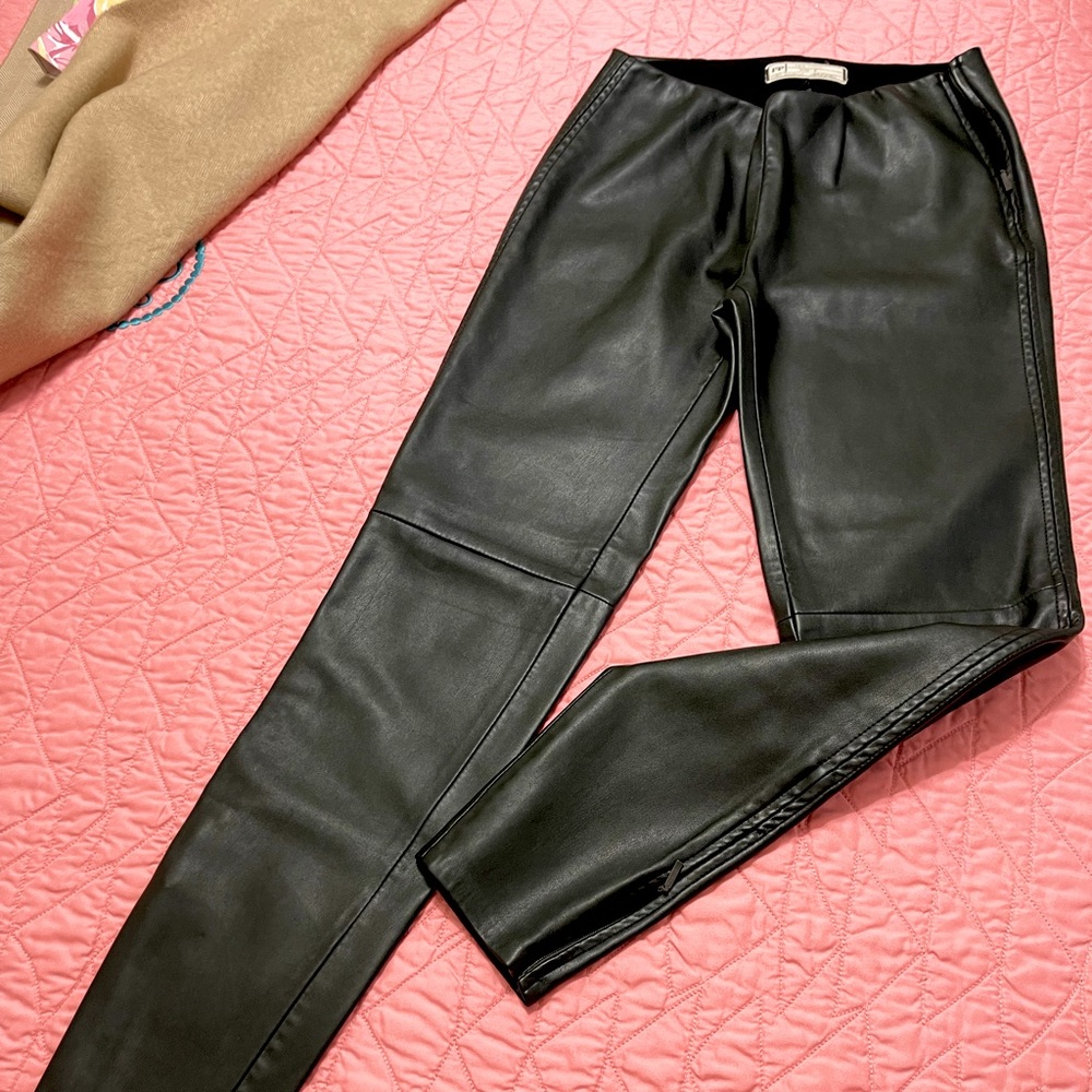 FREE PEOPLE PANTS! NEVER WORN!
